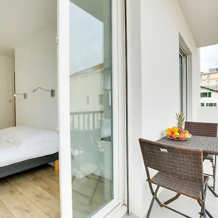 Luminous 2br, In The Heart Of